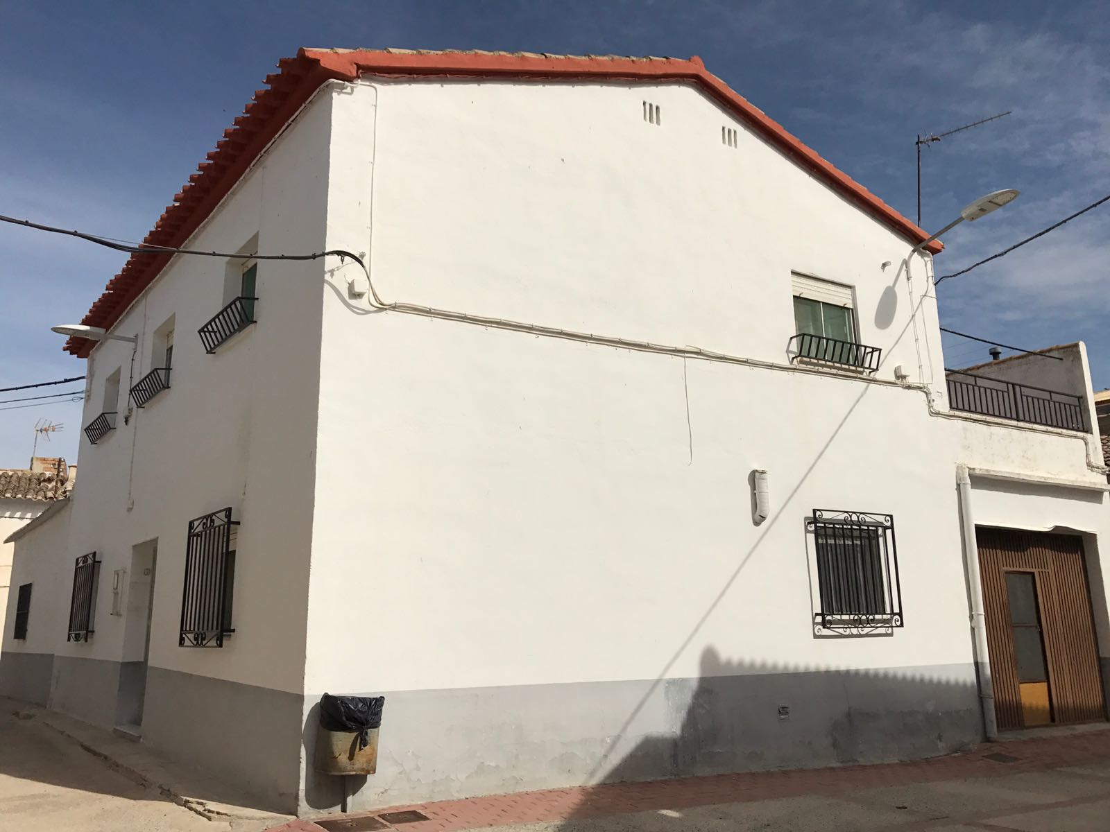 CASA GRANDE EN HIGUERAL